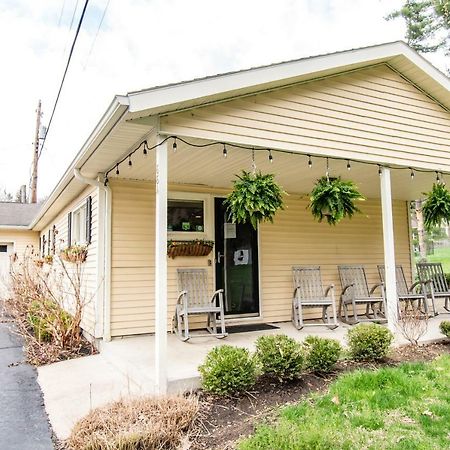 Small Batch Lodging Granville Exterior photo